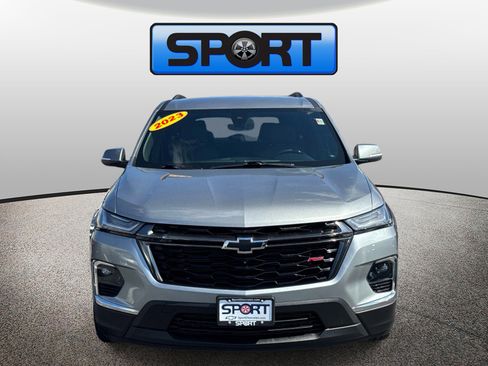 Used 2023 Chevrolet Traverse RS image 27