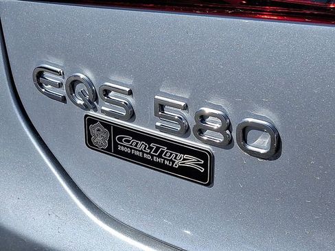 Used 2023 Mercedes-Benz EQS 580 4MATIC Sedan image 11