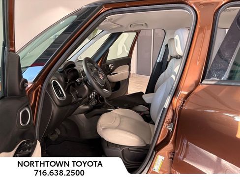 Used 2018 FIAT 500L Trekking w/ Urbana Appearance Package image 14