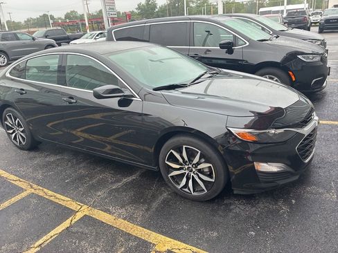 Used 2022 Chevrolet Malibu RS FWD image 1