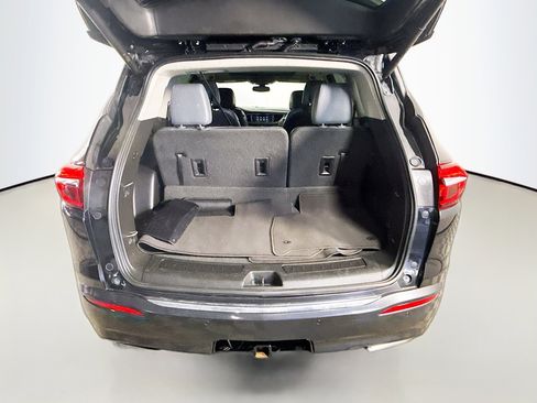 Used 2018 Buick Enclave Essence image 35