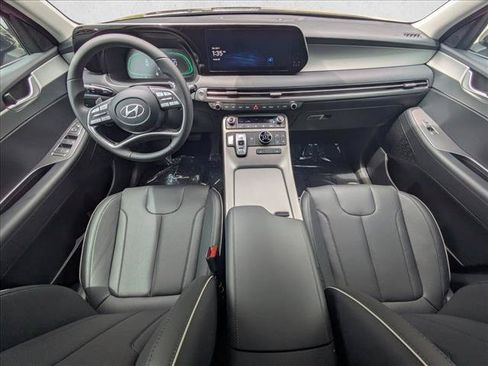Certified 2025 Hyundai Palisade XRT AWD/4WD image 3