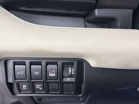 Used 2020 Subaru Ascent Touring w/ Popular Package #3 image 35