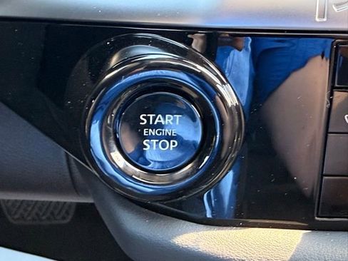 New 2026 Nissan Pathfinder SL image 35