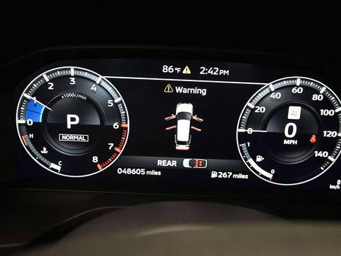 Used 2023 Mitsubishi Outlander SEL AWD/4WD image 16