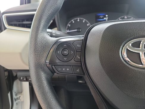 Used 2024 Toyota Corolla LE image 19