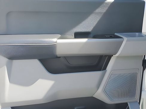 Used 2025 Ford F250 XLT image 33