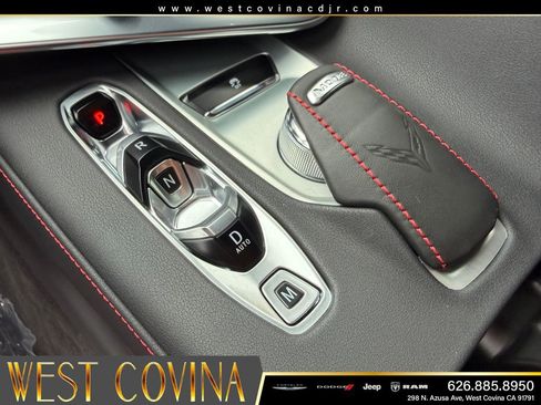 Used 2024 Chevrolet Corvette Stingray Convertible w/ Z51 Performance Package RWD image 21