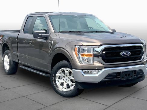 Used 2021 Ford F150 XLT AWD/4WD image 3