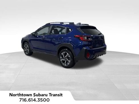 Used 2024 Subaru Crosstrek 2.0i Premium AWD/4WD image 3