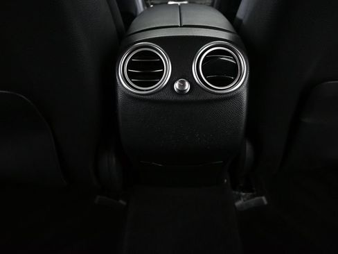 Used 2019 Mercedes-Benz GLC 300 4MATIC Coupe image 19