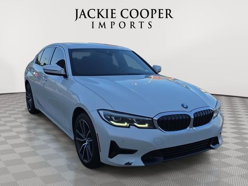 Used 2021 BMW 330i xDrive Sedan w/ Convenience Package AWD/4WD image 3