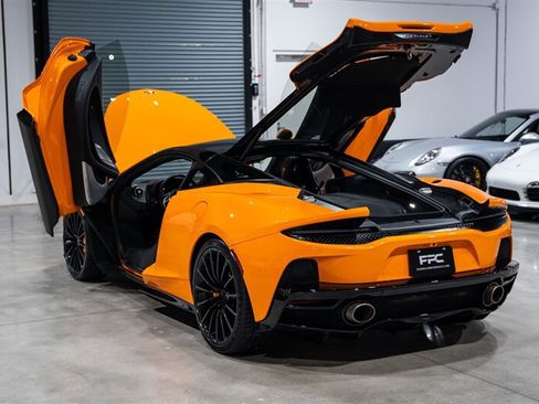 Used 2023 McLaren GT RWD image 33