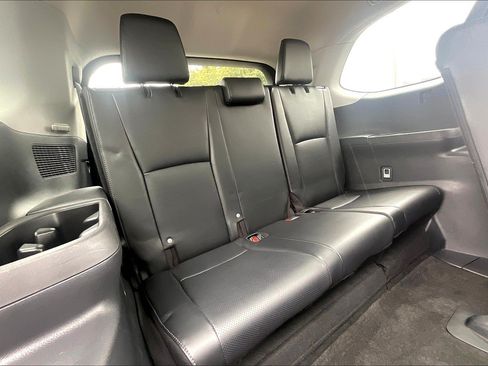 Used 2024 Toyota Grand Highlander AWD image 33