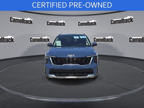 Used 2024 Kia Sorento S w/ Panoramic Sunroof Package FWD image 2