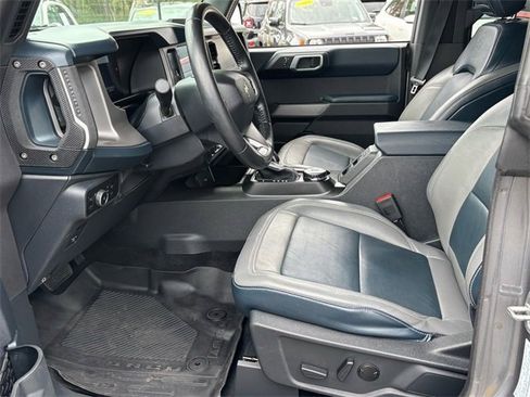 Used 2023 Ford Bronco Outer Banks image 5