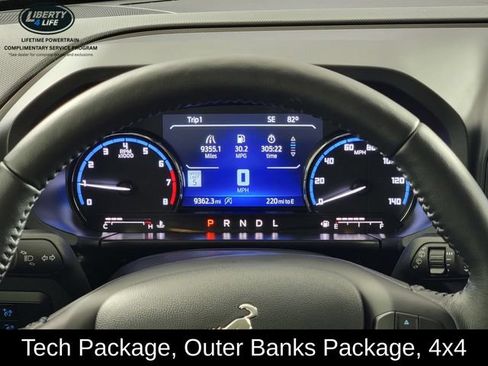 Used 2023 Ford Bronco Sport Outer Banks w/ Tech Package AWD/4WD image 28