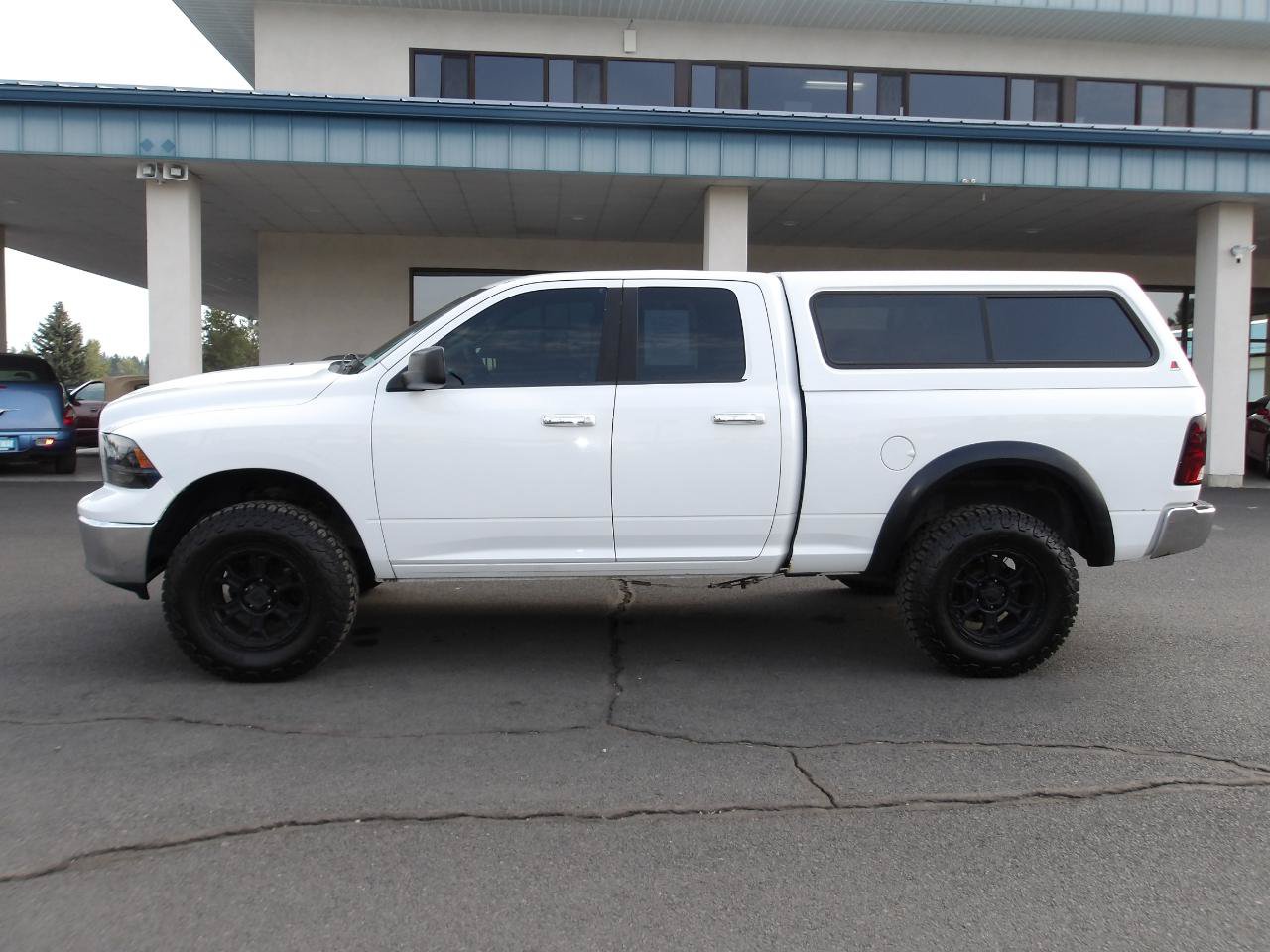 Used 2011 RAM 1500 Classic SLT AWD/4WD image 2
