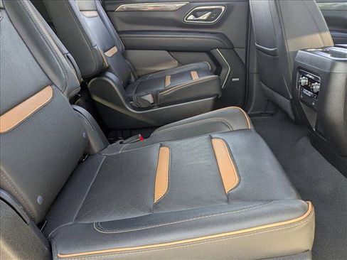 Used 2023 GMC Yukon XL AT4 w/ AT4 Premium Plus Package image 18
