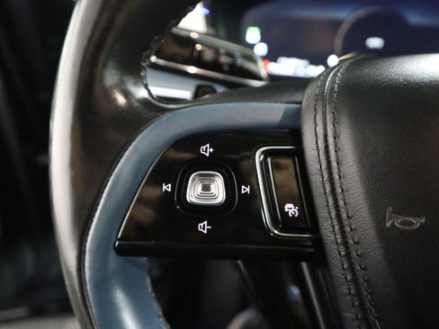 Used 2020 Lincoln Corsair Reserve w/ Equipment Group 202A image 28