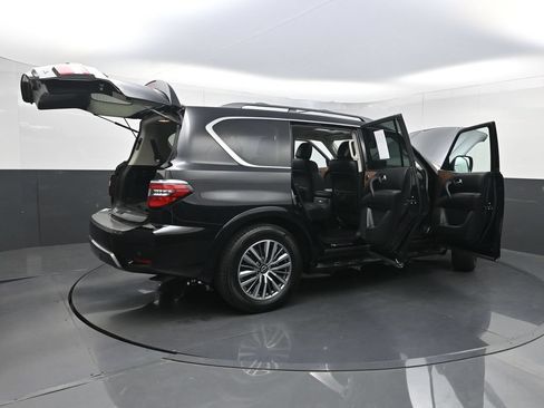 Used 2023 Nissan Armada SL w/ Captain's Chairs Package RWD image 42