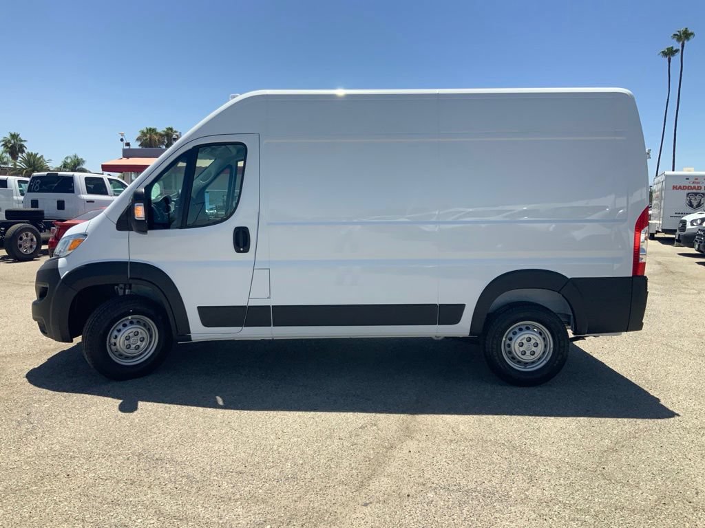 New 2026 RAM ProMaster 2500 w/ Convenience Group FWD image 4
