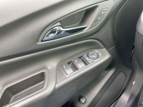Used 2024 Chevrolet Equinox LT image 13