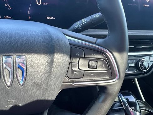 Used 2024 Buick Envista Sport Touring w/ Convenience I Package FWD image 19