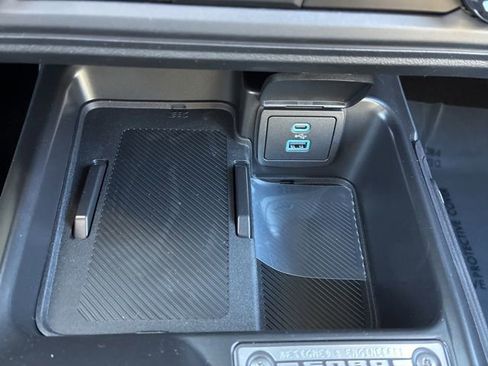 New 2025 Ford Bronco 4-Door image 36