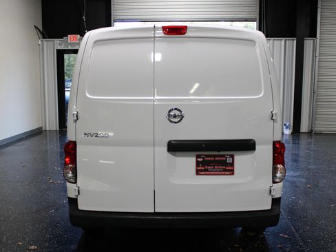 Used 2020 Nissan NV200 S FWD image 4