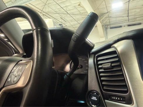 Used 2016 GMC Yukon Denali w/ Open Road Package AWD/4WD image 25