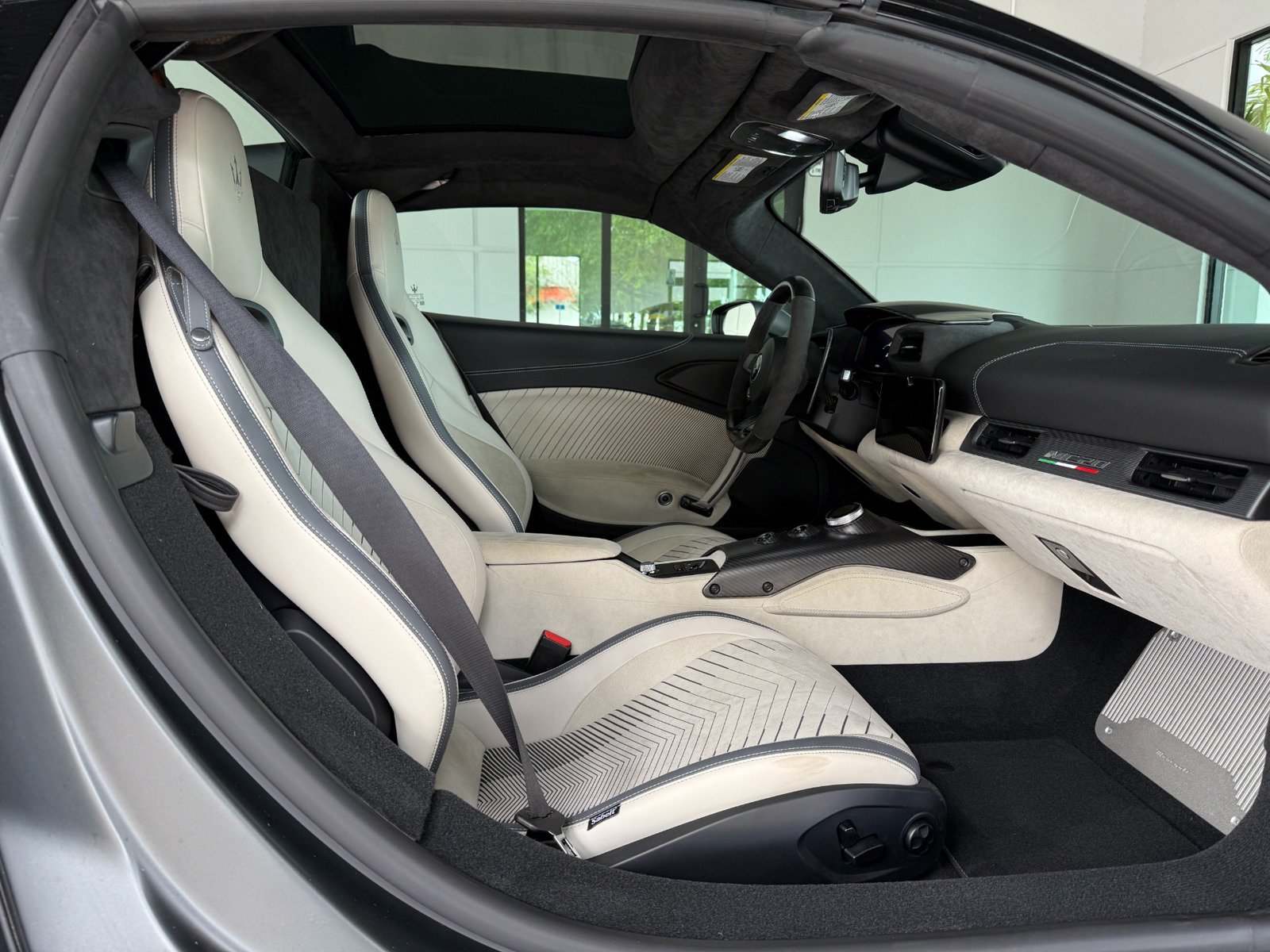 Used 2024 Maserati MC20 Cielo RWD image 31