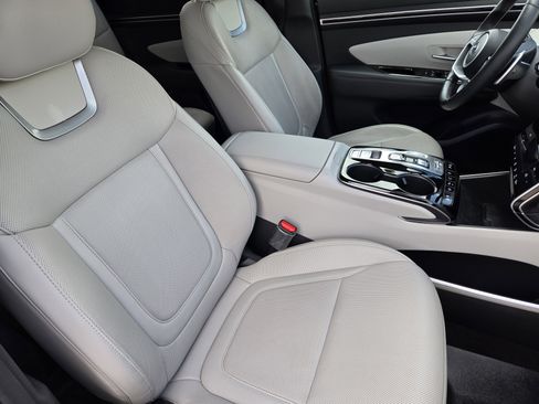 Used 2023 Hyundai Tucson Limited image 19