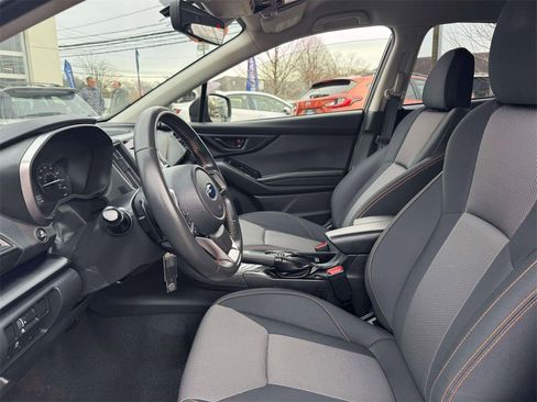 Used 2023 Subaru Crosstrek 2.0i Premium image 12