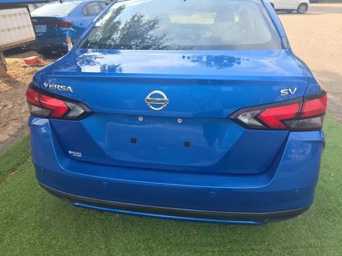 Used 2021 Nissan Versa SV FWD image 17