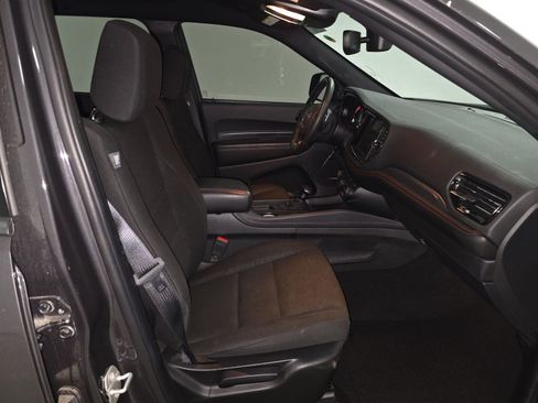 Used 2023 Dodge Durango GT w/ Blacktop Package AWD/4WD image 9