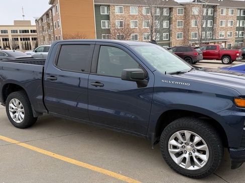 Used 2021 Chevrolet Silverado 1500 Custom w/ Safety Confidence Package image 6