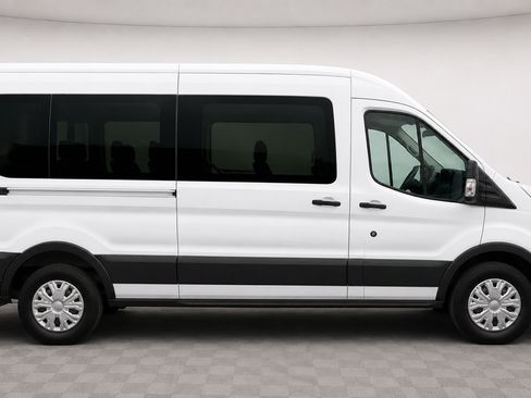 Used 2026 Ford Transit 350 XLT RWD image 5