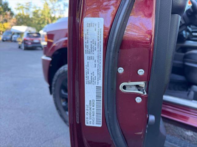 Used 2022 RAM 2500 Laramie w/ Night Edition AWD/4WD image 33