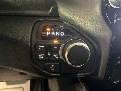 Used 2025 RAM 1500 Big Horn AWD/4WD image 19