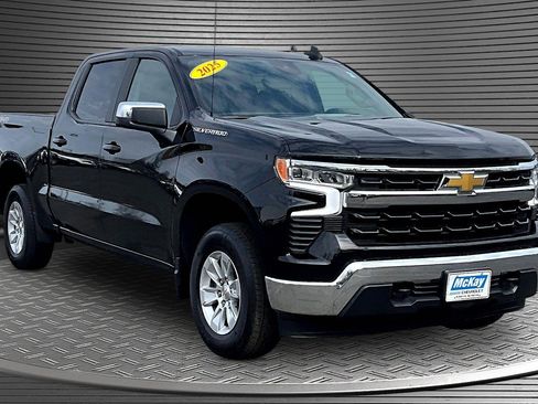 Used 2025 Chevrolet Silverado 1500 LT AWD/4WD image 1