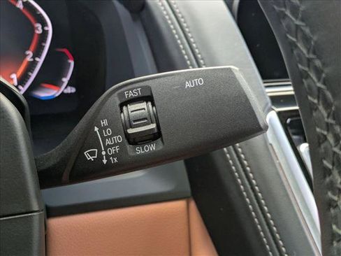Used 2020 BMW 840i xDrive Convertible w/ M Sport Package AWD/4WD image 11