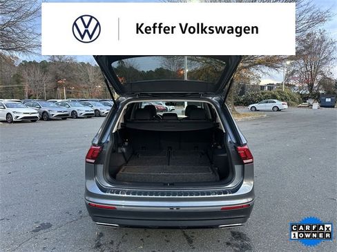 Used 2020 Volkswagen Tiguan SE image 24