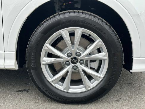 New 2025 Audi Q3 2.0T Premium image 9