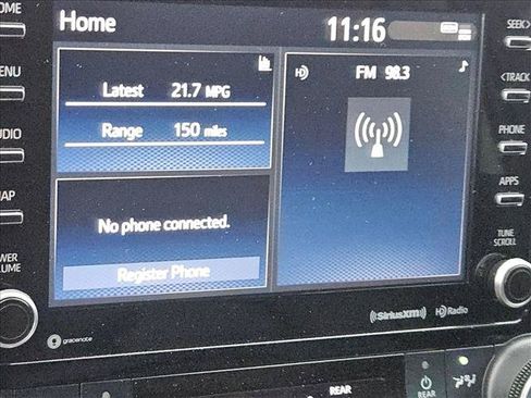 Used 2022 Toyota Highlander XLE FWD image 11