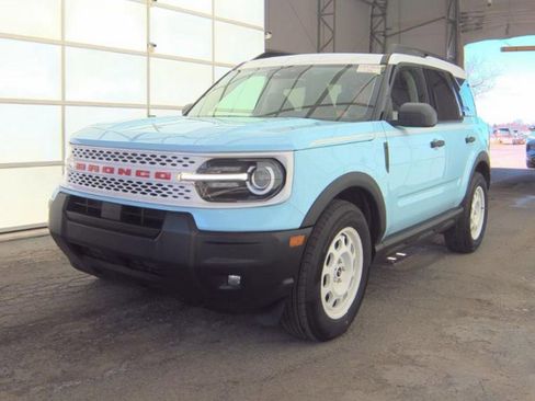 Used 2025 Ford Bronco Sport Heritage w/ Convenience Package image 2