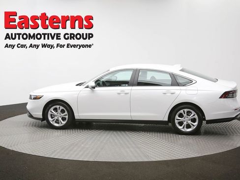 Used 2025 Honda Accord LX image 59