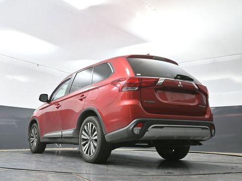 Used 2019 Mitsubishi Outlander ES FWD image 28
