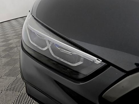 Used 2022 BMW M8 Competition image 10