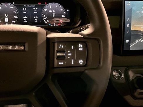 Certified 2023 Land Rover Defender 110 75th Limited Edition image 21